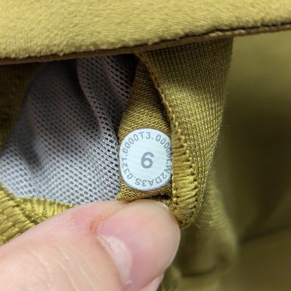 Lululemon Nulu Cross-Front Yoga Bra *Light Support B/C Cup - Picture 5 of 7